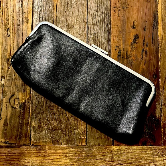 Gaultier Clutch in Black Leather - Picture 2 of 4